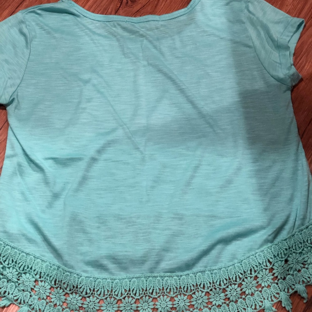 crop top